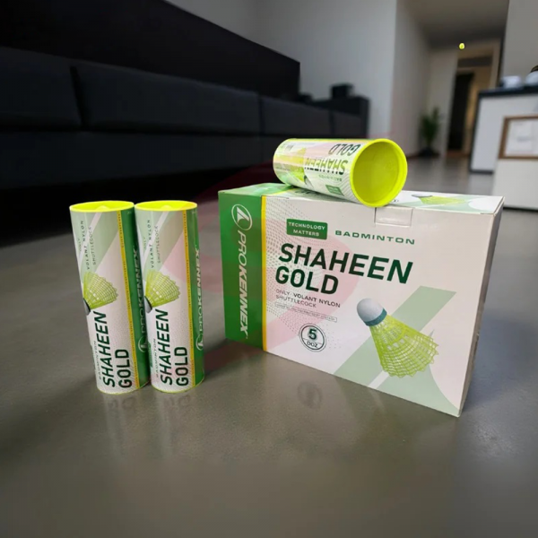 Shaheen Gold Yellow Shuttlecocks (6 Piece Pack) Shaheen Gold Yellow Shuttlecocks (6 Piece Pack)